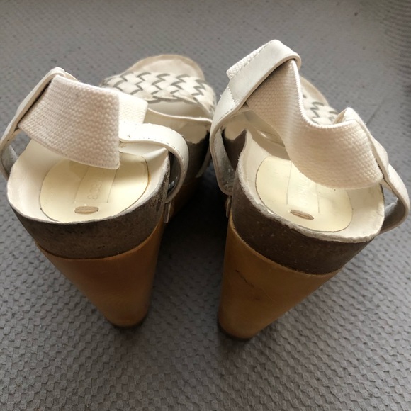 Platform Sandals white BCBG - Picture 3 of 4